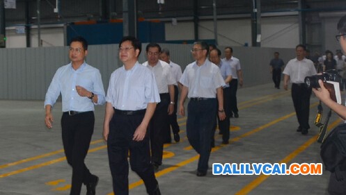 广东副省长参观豪美铝业汽车轻量化生产车间