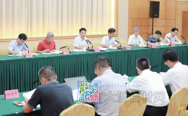 佛山南海建设全国机器人集成创新中心工作座谈会现场