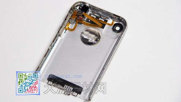 苹果iPhone7/7 Plus工艺揭秘：“亮黑”背后的故事
