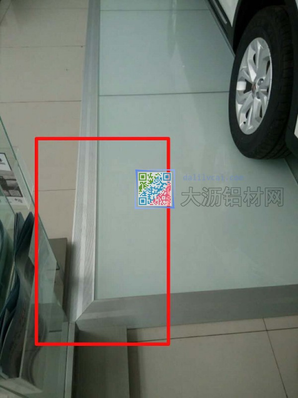 汽车展台用玻璃铝框型材