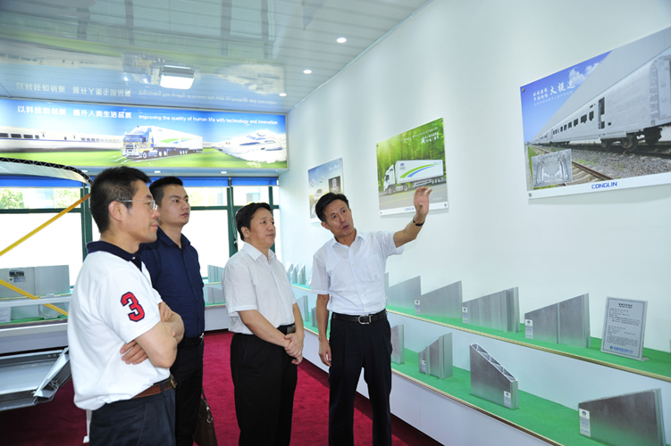 中国亚洲经济发展协会 一行莅临丛林集团参观考察
